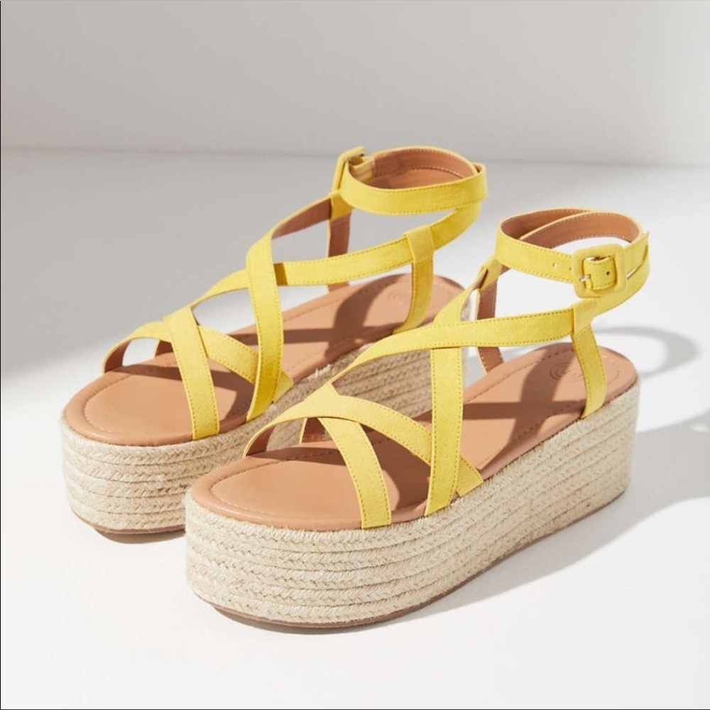 Urban Outfitters‎ Size 9 Yellow Sierra Espadrille Strappy Wedge Sandal